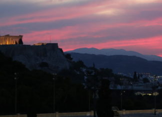 Ένα Παράξενο Απόγευμα Δευτέρας