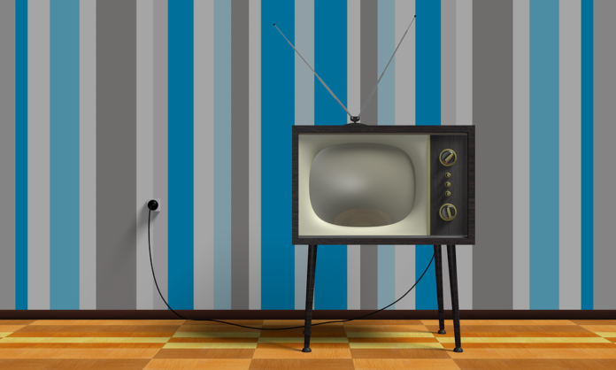 tv-2213140_960_720